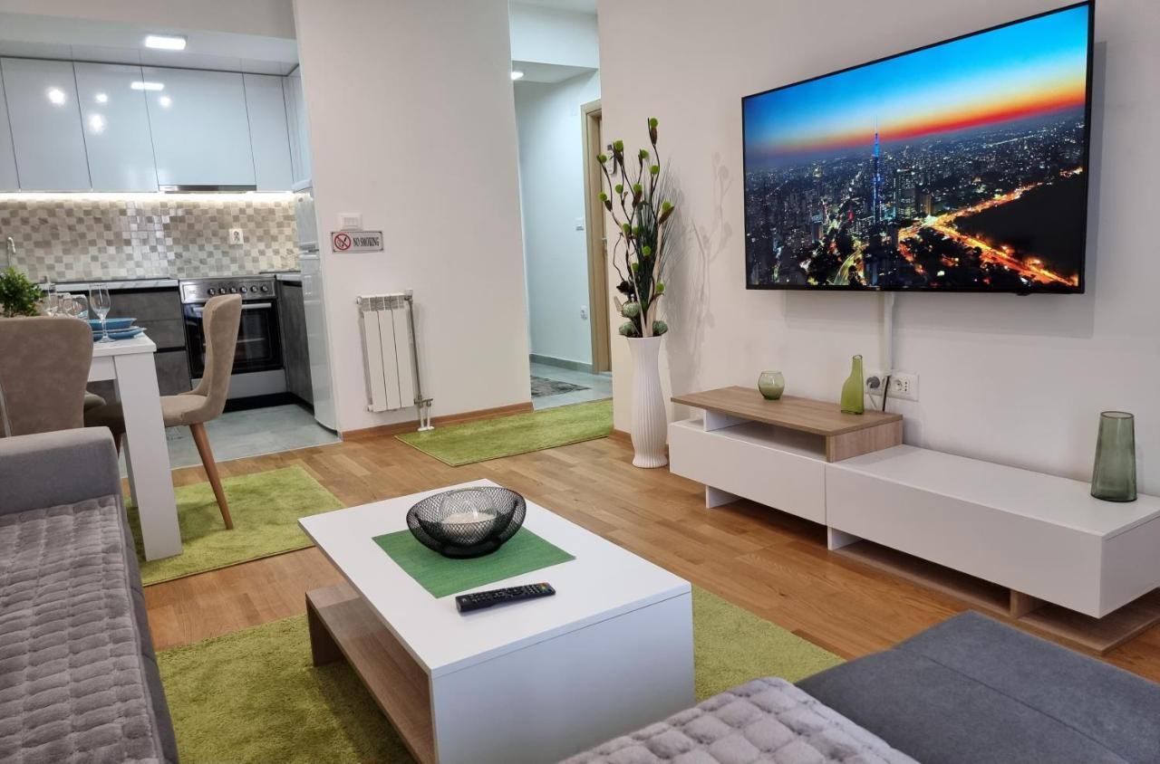 Modern & Trendy Apartment Skopje Buitenkant foto