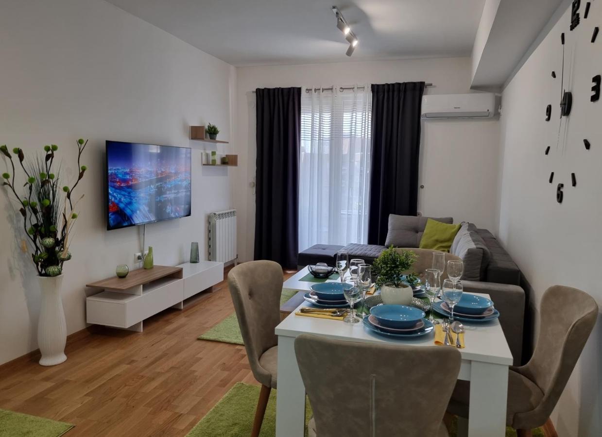 Modern & Trendy Apartment Skopje Buitenkant foto