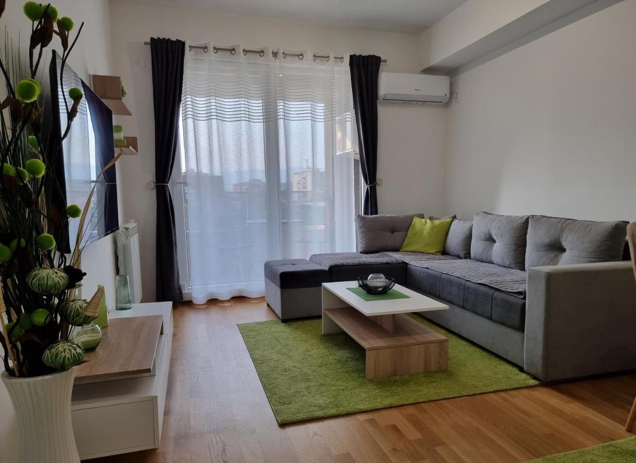 Modern & Trendy Apartment Skopje Buitenkant foto