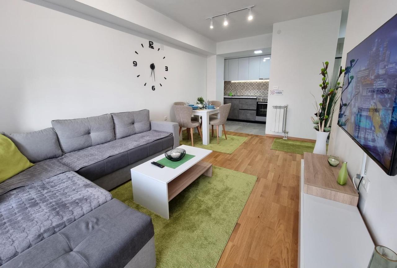 Modern & Trendy Apartment Skopje Buitenkant foto