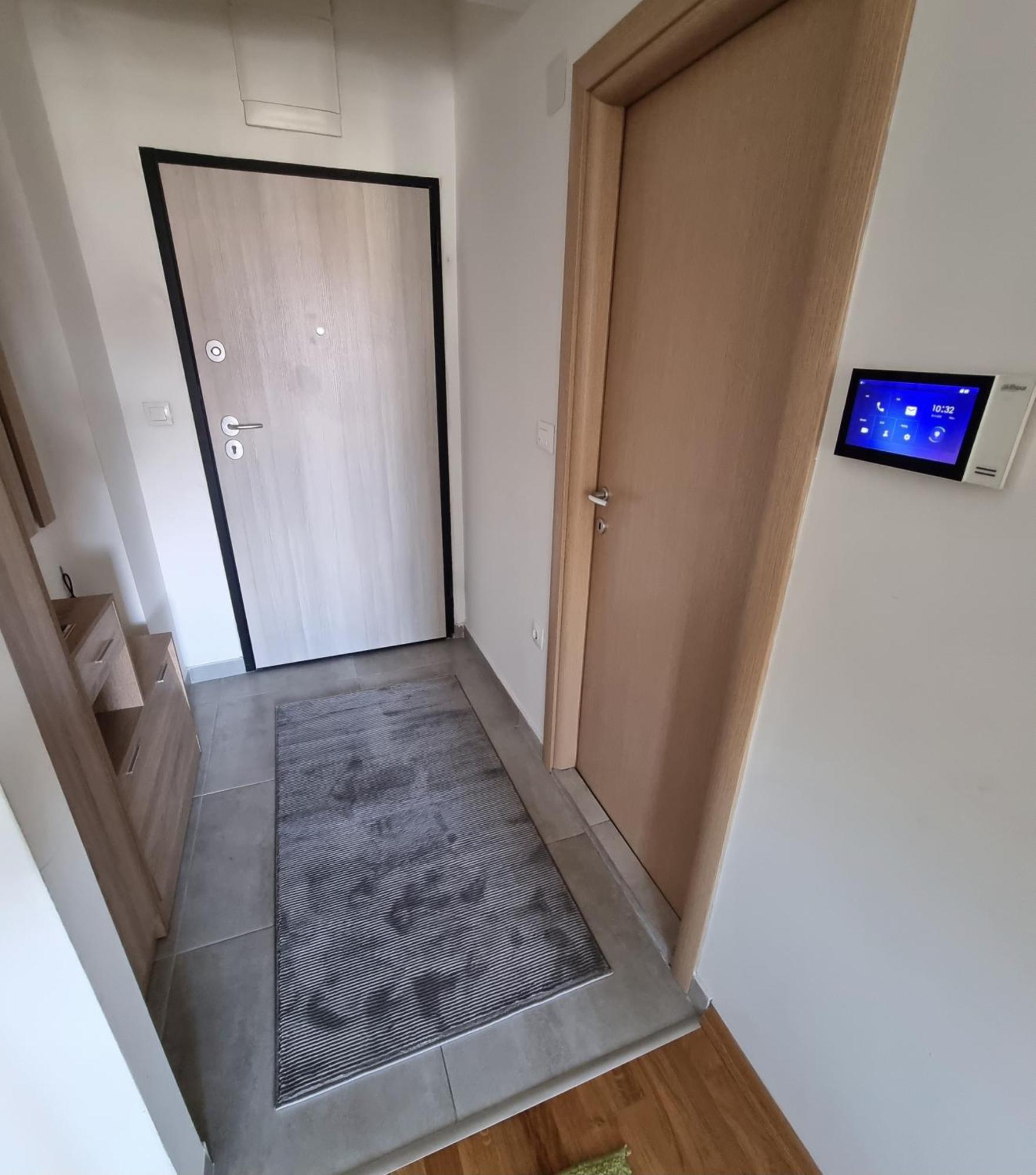 Modern & Trendy Apartment Skopje Buitenkant foto
